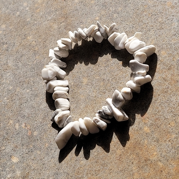 Howlite Stone Bead Handmade Bracelet Set of 4 - Picture 4 of 8